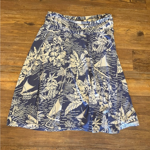 Tommy Bahama women’s skirt, size medium blue and cream - Picture 1 of 7